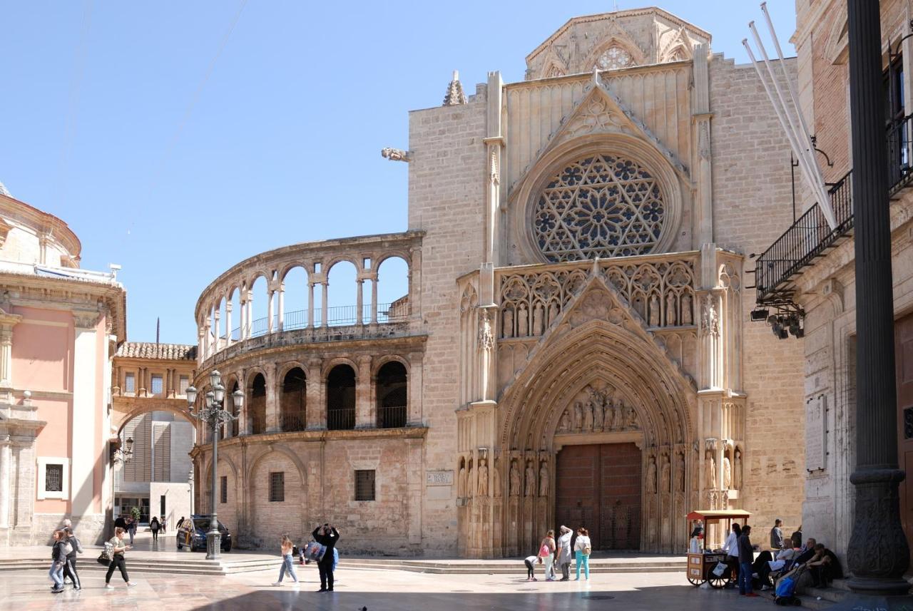 شقة Travel Habitat Plaza De La Virgen فالنسيا المظهر الخارجي الصورة